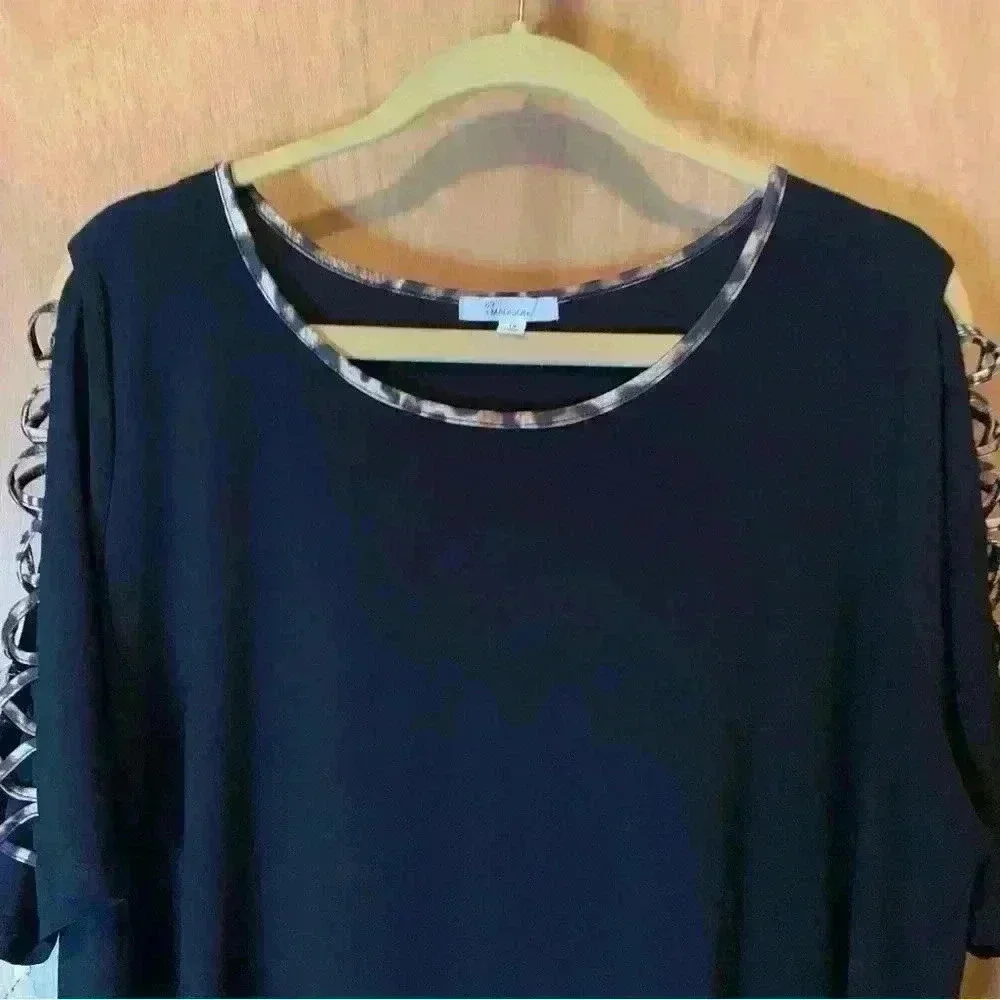 89th and Madison Blouse Short Sleeves 1X - Picture 3 of 15